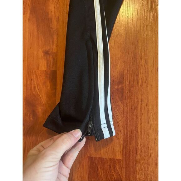 Women’s Adidas Black Athletic Pants Size Medium - Picture 2 of 8